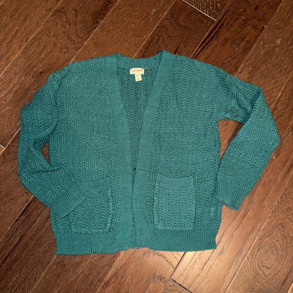 Girls cat & jack sweater med 8